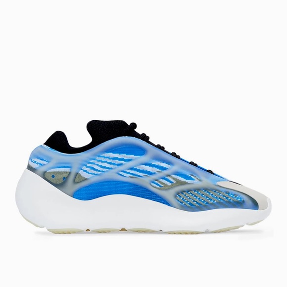 adidas gazelle silver green womens Yeezy 700 V3 Copper Fade main image 1